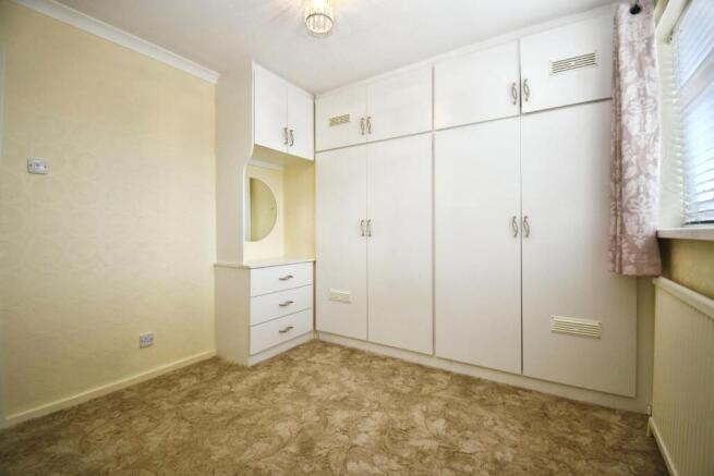 3 bed Semi-Detached Bungalow for sale Image 12
