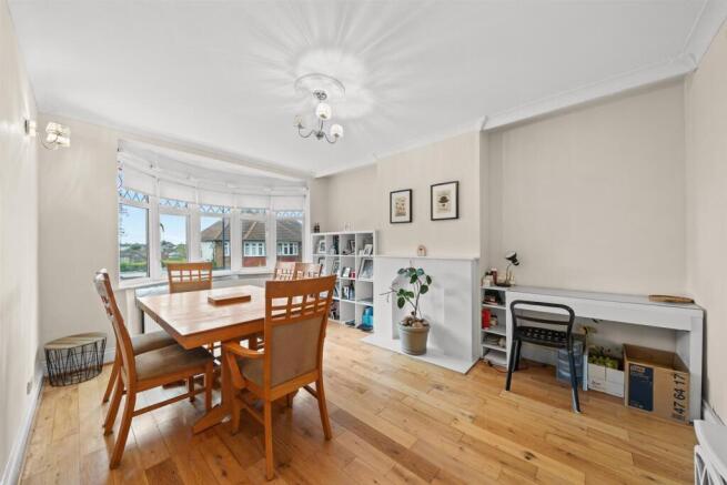 FRONT RECEPTION ROOM