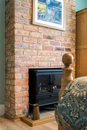 6 bed Detached for sale Image 8