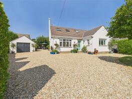 16, Elm Drive, Bude EX23 8EZ