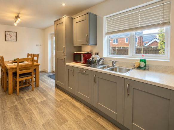Kitchen Dining Area