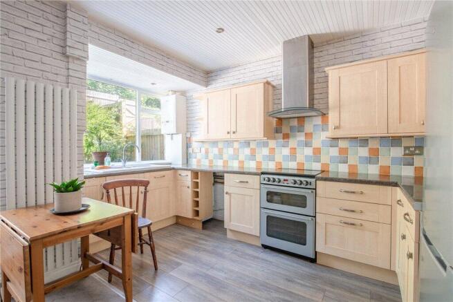 3 bed Terraced for sale Image 2
