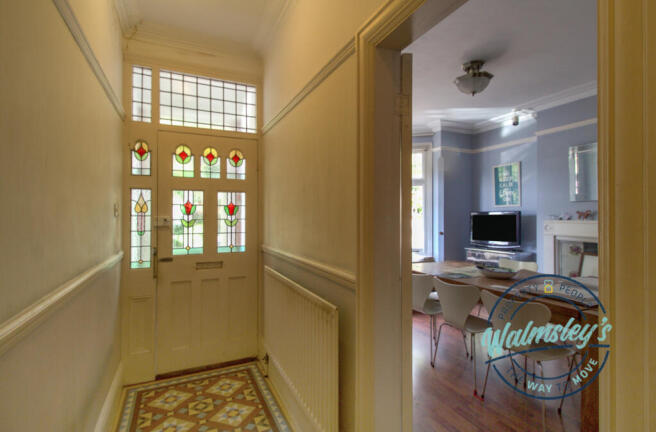 Front sitting room & entrance