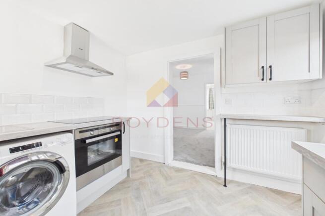 Maypole road, Tiptree photo 4