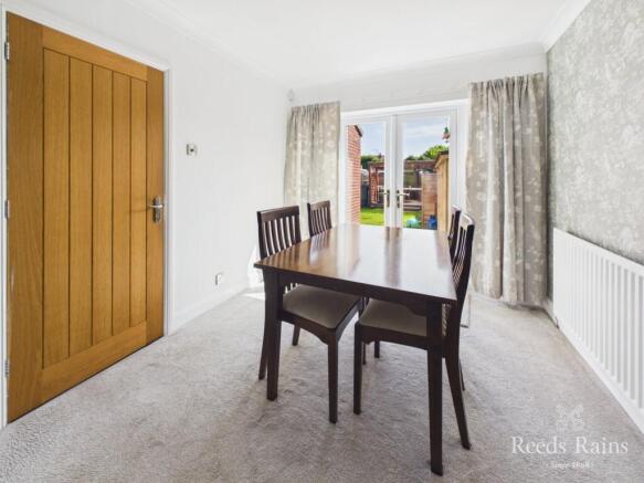 3 bed Semi-Detached for sale Image 5