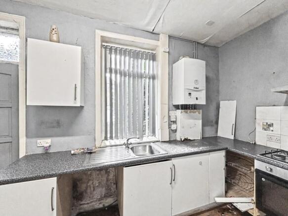 4 bed Terraced for sale Image 6