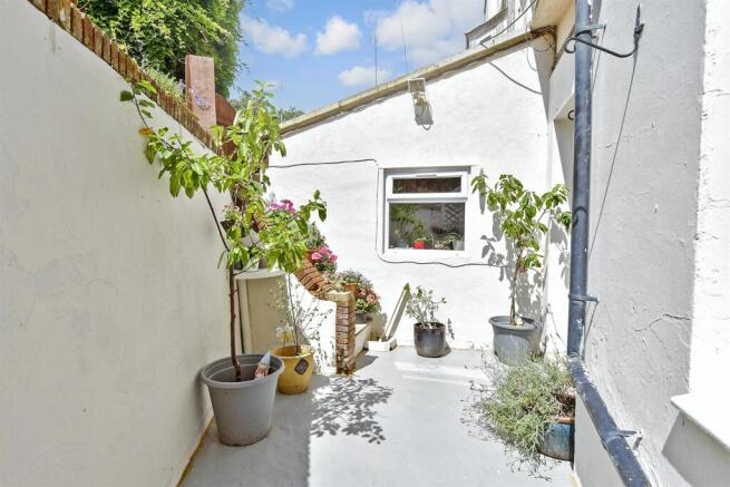 Patio / Decking