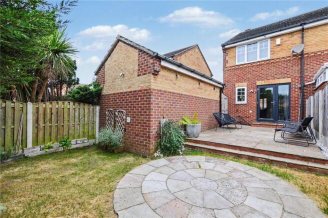 2 bed Semi-Detached for sale Image 8