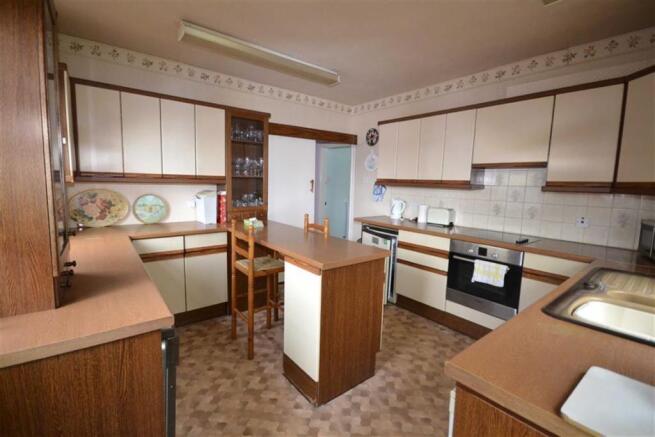 BREAKFAST KITCHEN