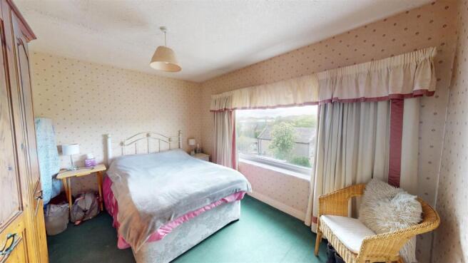 3 bed Semi-Detached for sale Image 8