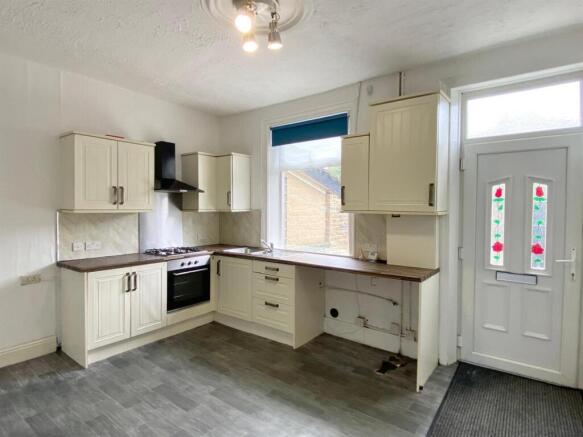 2 bed Terraced for sale Image 5