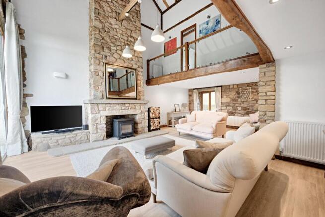4 bed Barn Conversion for sale Image 4