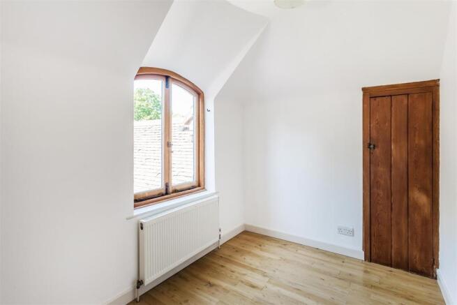 house. estate agency Abinger Hammer