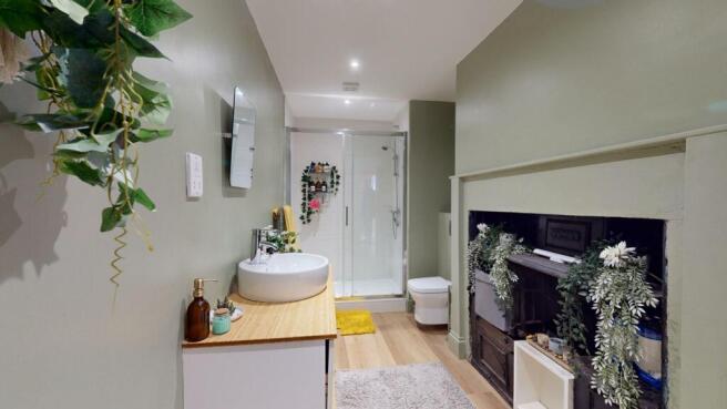 Flat-1-36-Boroughgate-04232024_161215.jpg