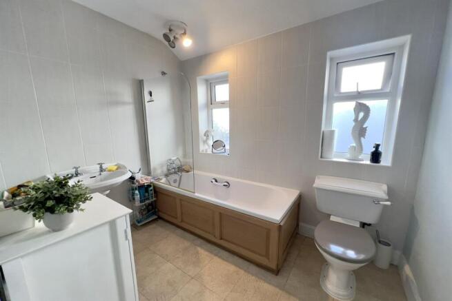 Family bathroom
