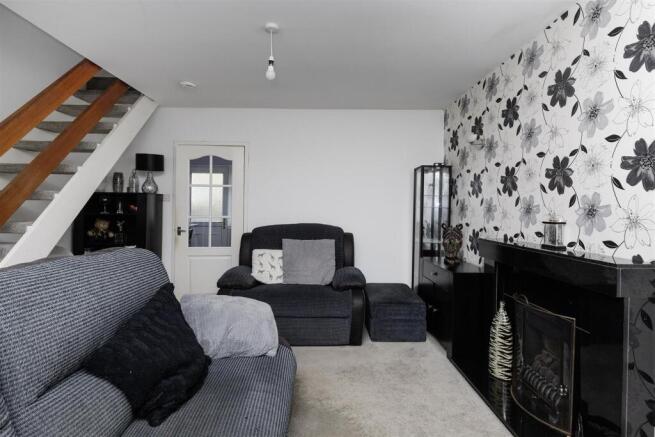 2 bed Terraced for sale Image 7