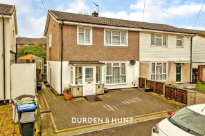 69, Barfields, Loughton IG10 3JF