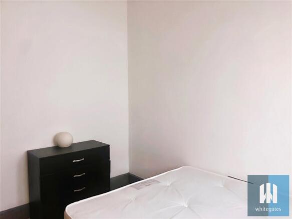 2 bed Apartment to rent Image 11