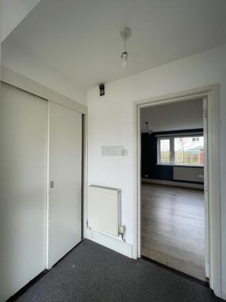 Hallway.JPG