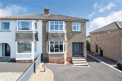 Heaton Drive, Eldwick, Bingley, West Yorkshire, BD16