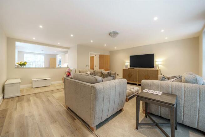 Living/Dining Room