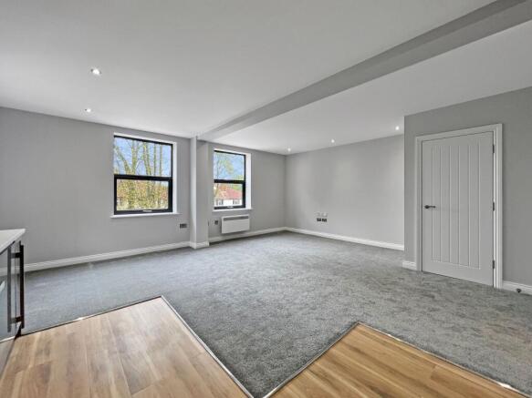 2 bed Apartment for sale Image 8