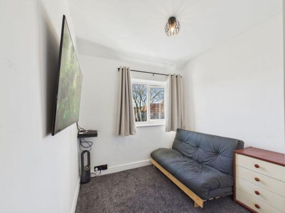 3 bed Semi-Detached for sale Image 10
