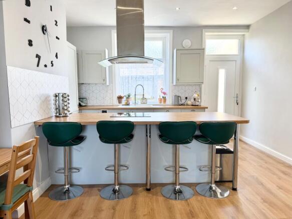2 bed Terraced for sale Image 4