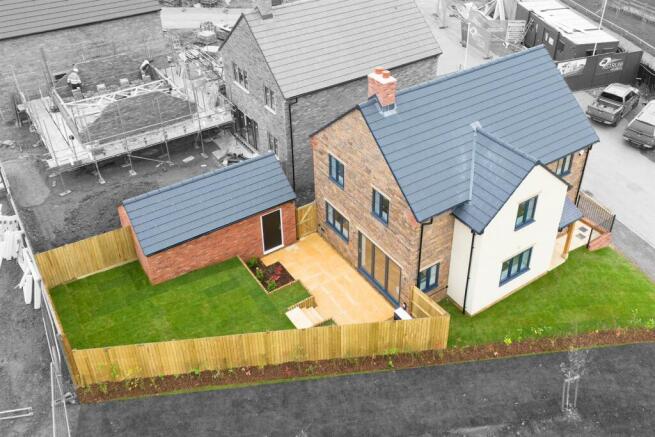 Plot 1, Show home