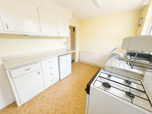 3 bed Bungalow for sale Image 12