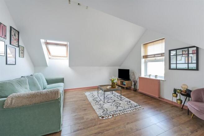 Living room kitchen side.jpg