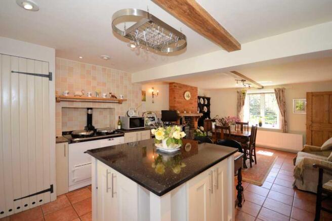 Kitchen/Breakfast Room