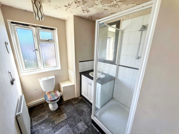 2 bed Apartment for sale Image 7