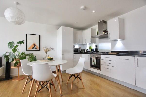 Kitchen/Lounge