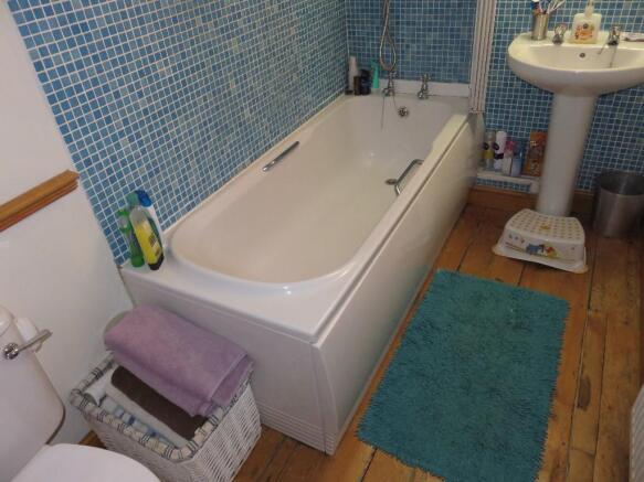 Photo 8