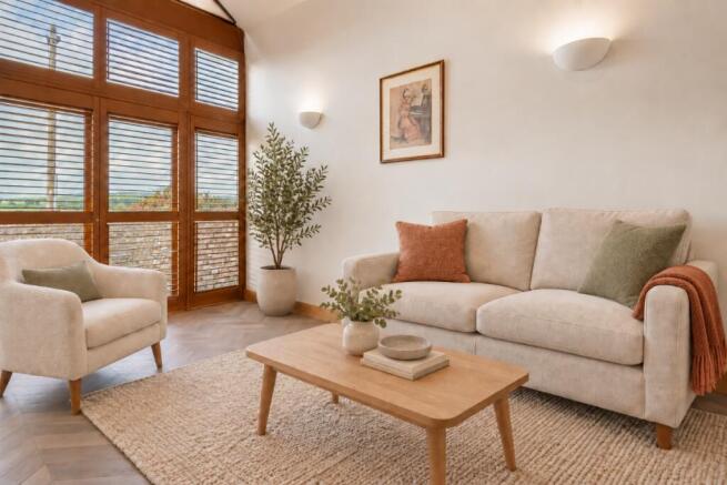 Sitting / Cinema Room