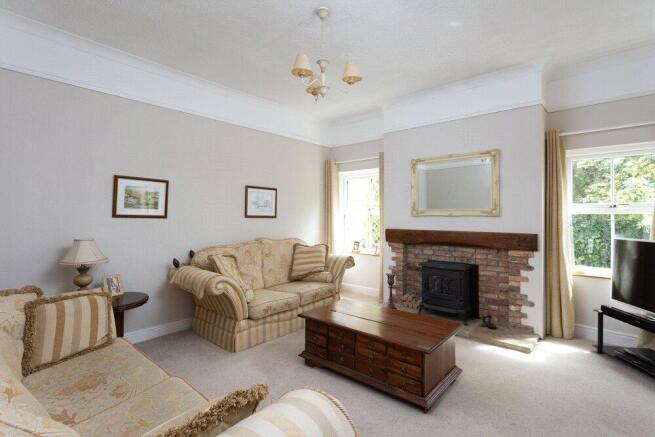 4 bed Detached for sale Image 4