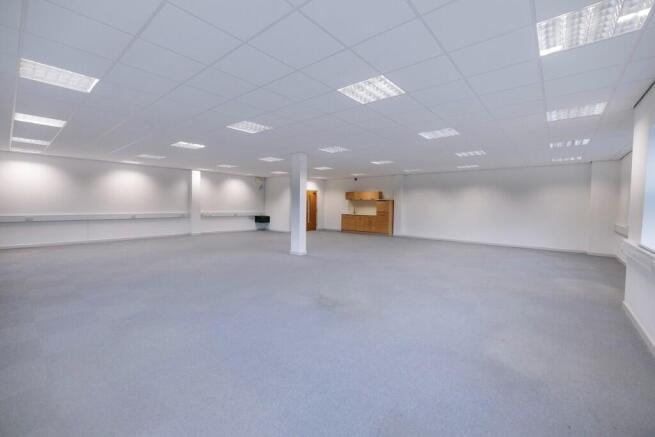 1600 sq ft office