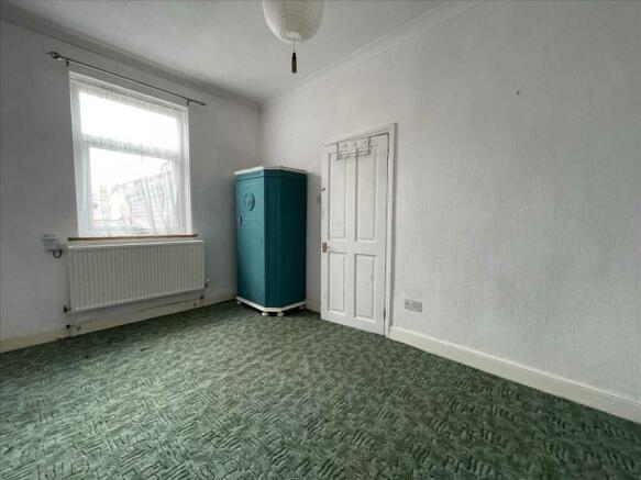 Bedroom (maximum