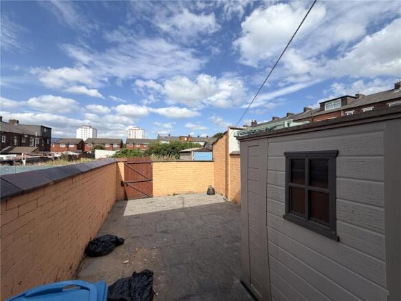 2 bed Terraced for sale Image 7