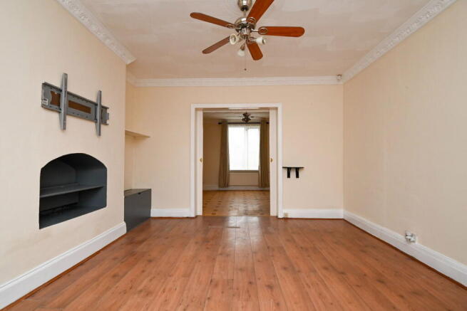 3 bed Detached for sale Image 7
