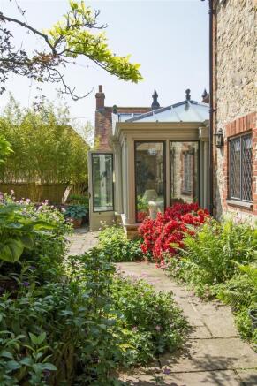 house. estate agency Amberley conservatory