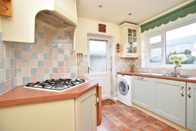 3 bed Semi-Detached for sale Image 3