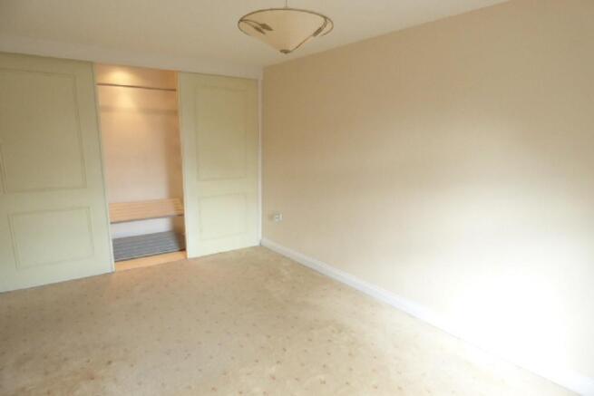 Bedroom 1 - 2