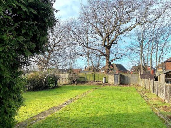 55 Chantry Ave - Garden1.jpg