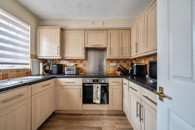 1439650-9-69d7c62c1d92a