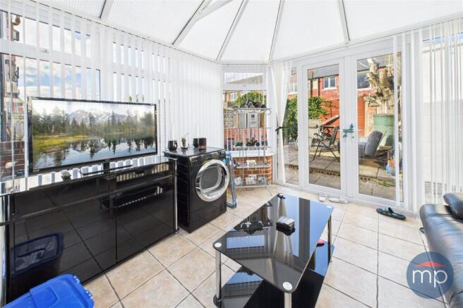 3 bed House for sale Image 8