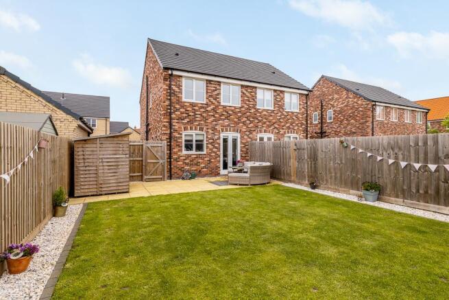 2 Mulberry Close (Holbeach)-9.jpg