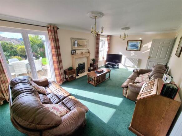 Sitting room.jpg