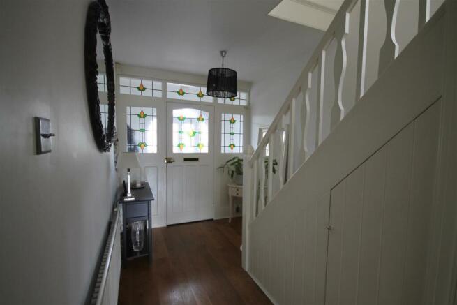 Entrance hall.JPG